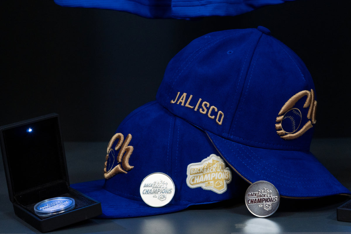 GORRA CURVA AJUSTABLE BACK 2 BACK BICAMPEONES LMP