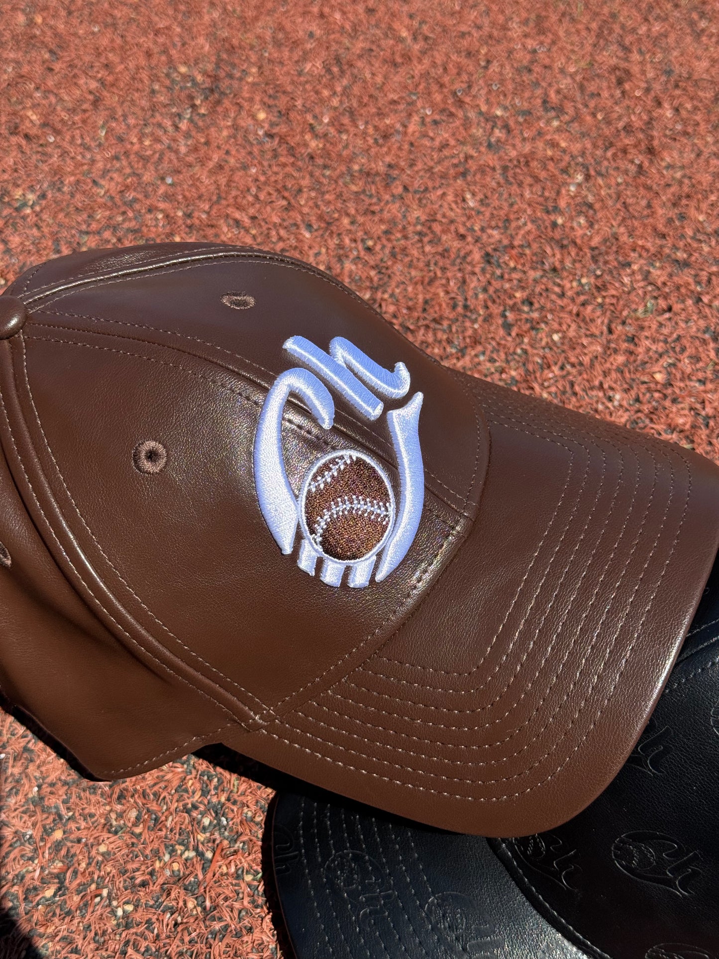 GORRA CH LEATHER 9FORTY NEW ERA