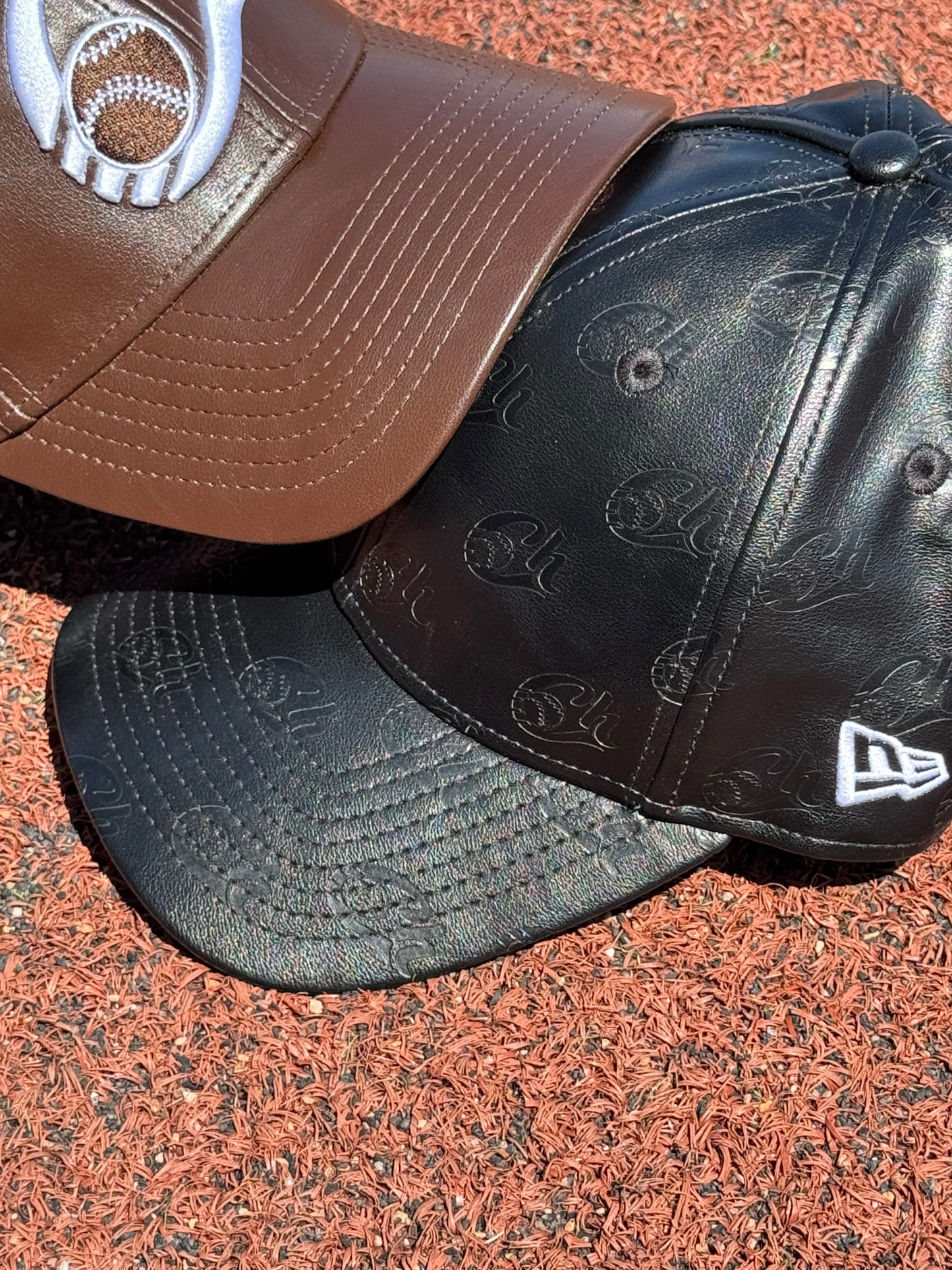 GORRA CH MULTI LEATHER 9FORTY NEW ERA