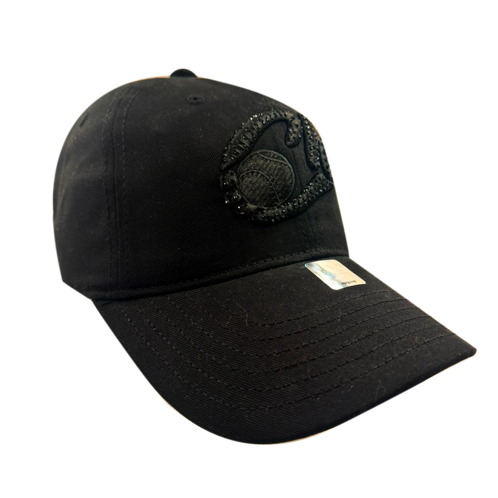 GORRA CURVA NEGRO STRASS AJUSTABLE